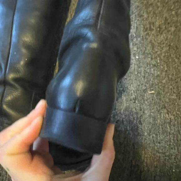 Frye Melissa Button Lug Equestrian-Inspired Boots, size 6 - Picture 8 of 9